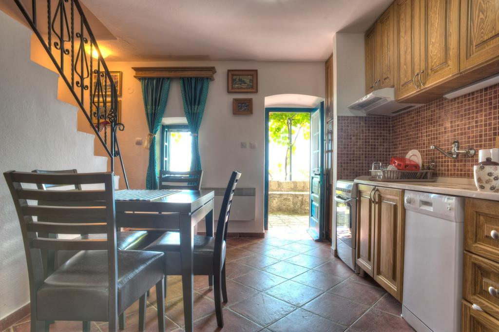 Holiday Home Neda Sveti Stefan Pokój zdjęcie
